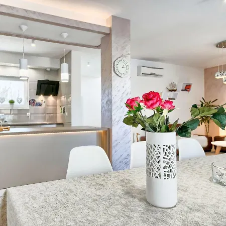 Apartment Sunny Adriatic Βίλα