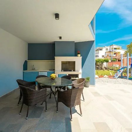 Blue Pearl Villa