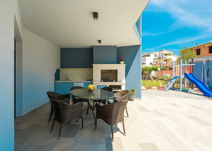 Blue Pearl Villa